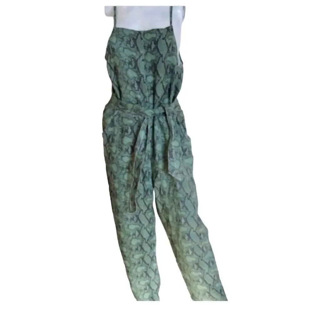 Blank NYC Jumpsuit Womans M Green Linen‎ Snake Skin One Piece Animal Print New